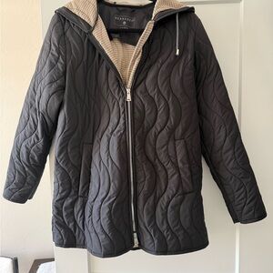 Bernardo lightweight Black Quilted Coat with Tan/Plaid Lining